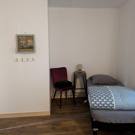 Chez Cornelia Bed & Breakfast Estaing  Dış mekan fotoğraf