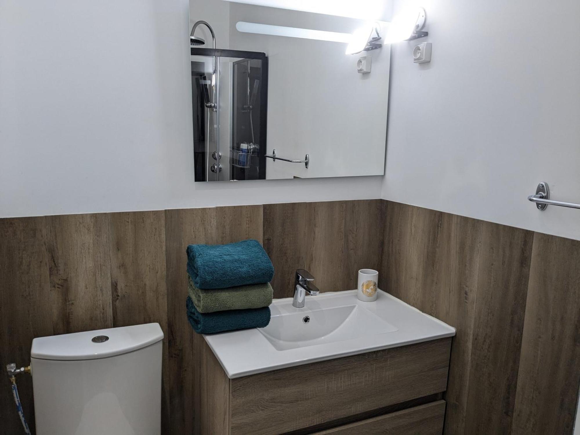 Chez Cornelia Bed & Breakfast Estaing  Dış mekan fotoğraf